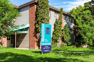 featured image of 11930 104 St Nw