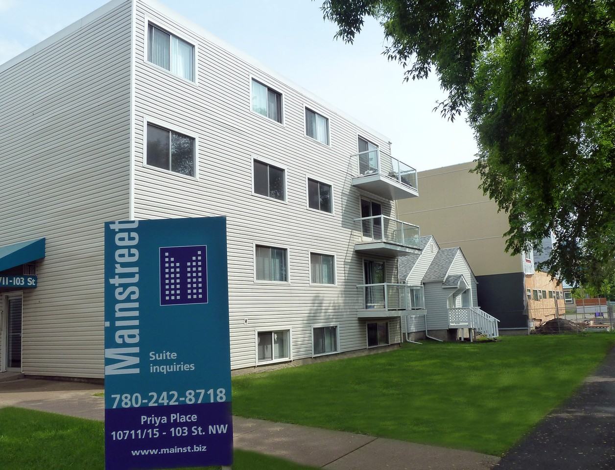 Priya Place - Photo 2 of 7