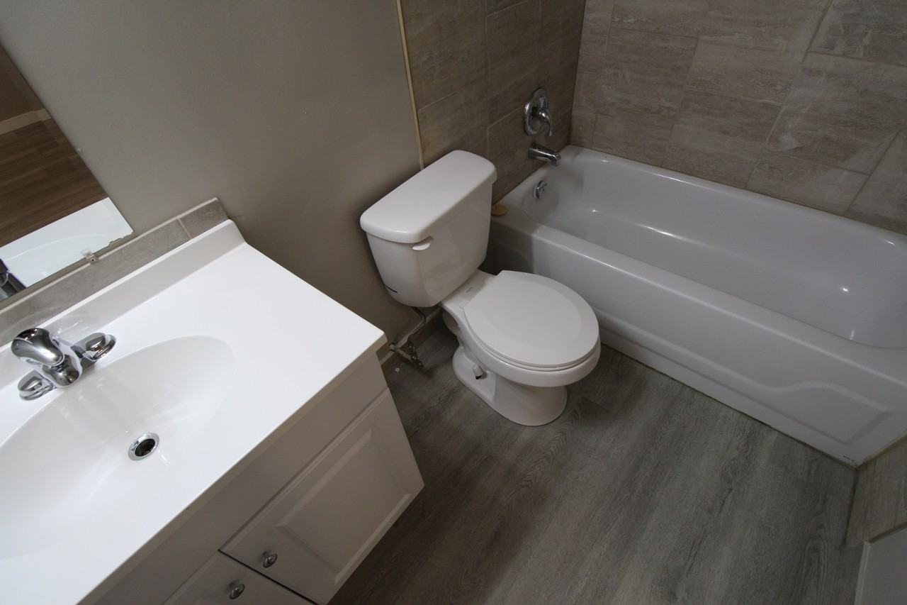 Priya Place - Photo 5 of 7