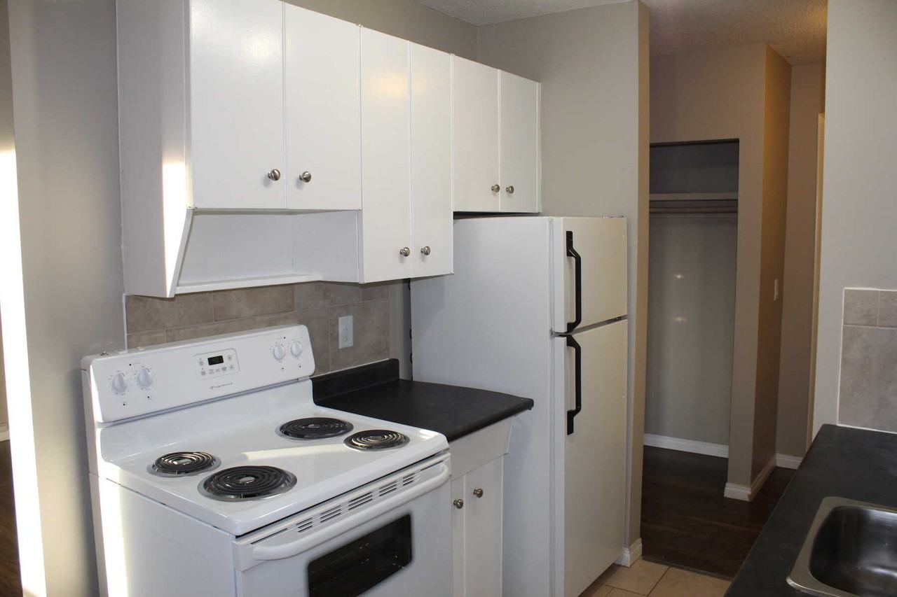 Carina Court - Photo 7 of 14