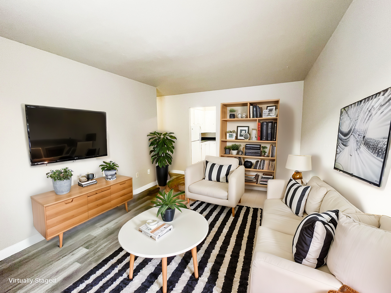 Rose Apartments - Photo 2 of 12