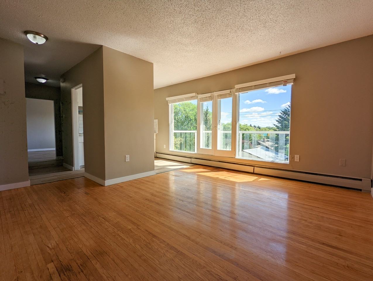 Rossdale Apartments 1 - Photo 7 of 10