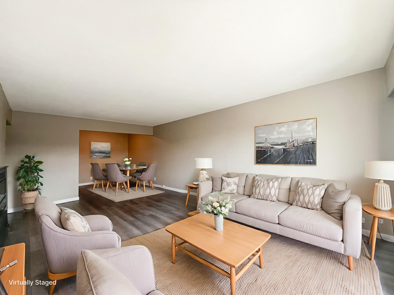 Mainstreet Central Apartments - Photo 2 of 17