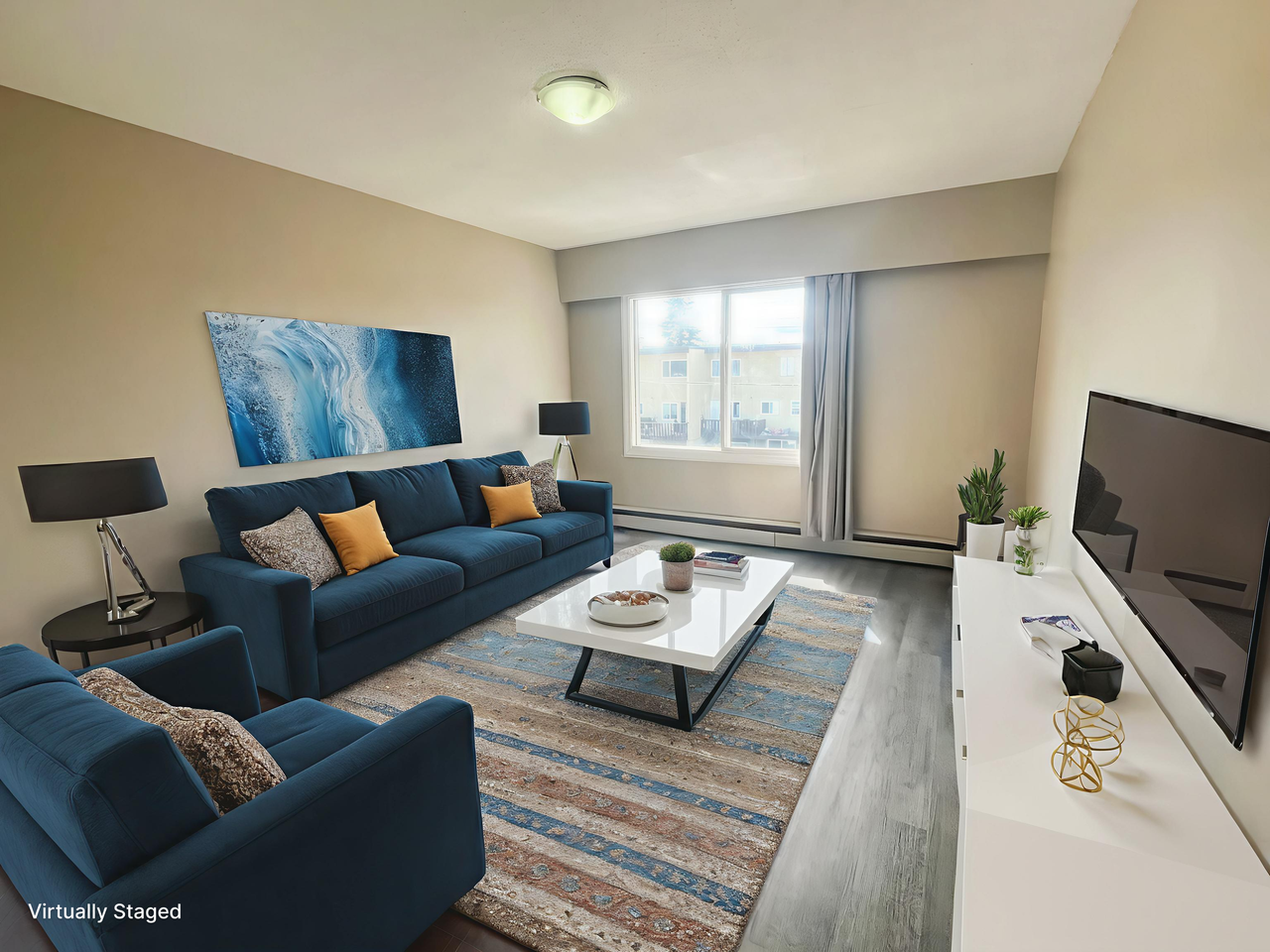 Mainstreet Central Apartments - Photo 3 of 17