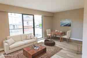 featured image of 9430 Nowell St
