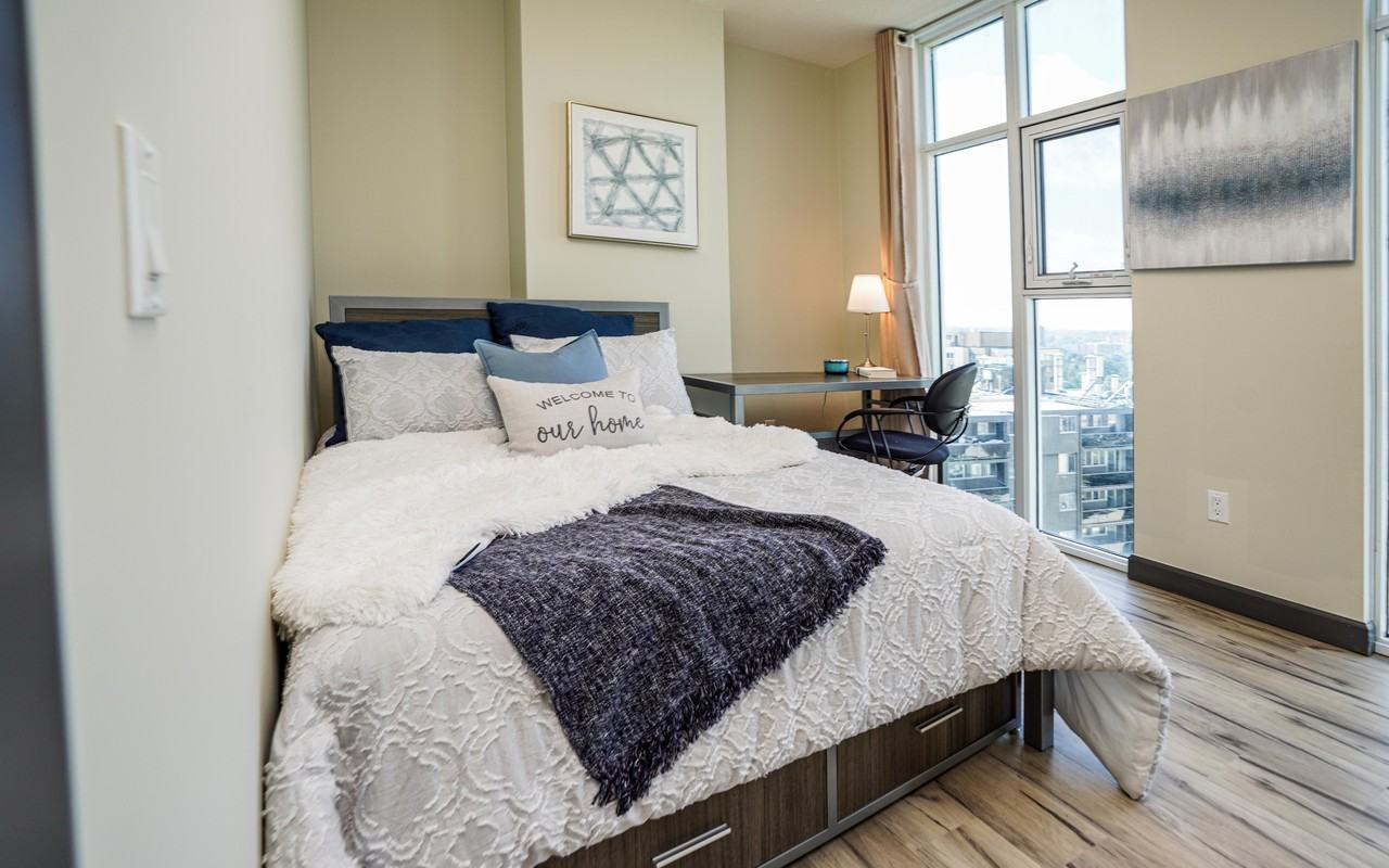 131 University Avenue - Photo 5 of 12