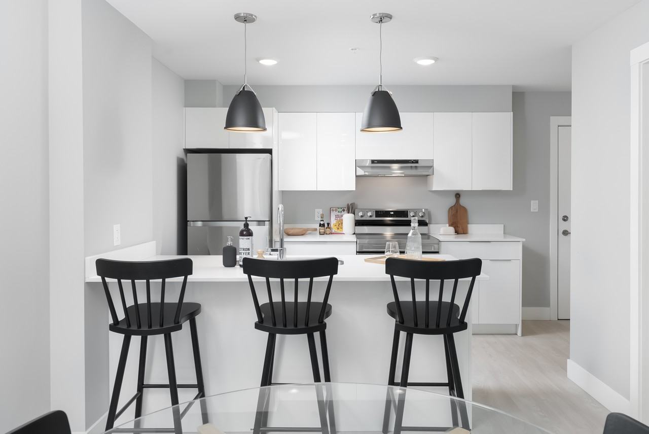 The Perennial - Photo 5 of 21