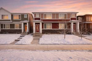 featured image of 140 Walcrest Blvd Se