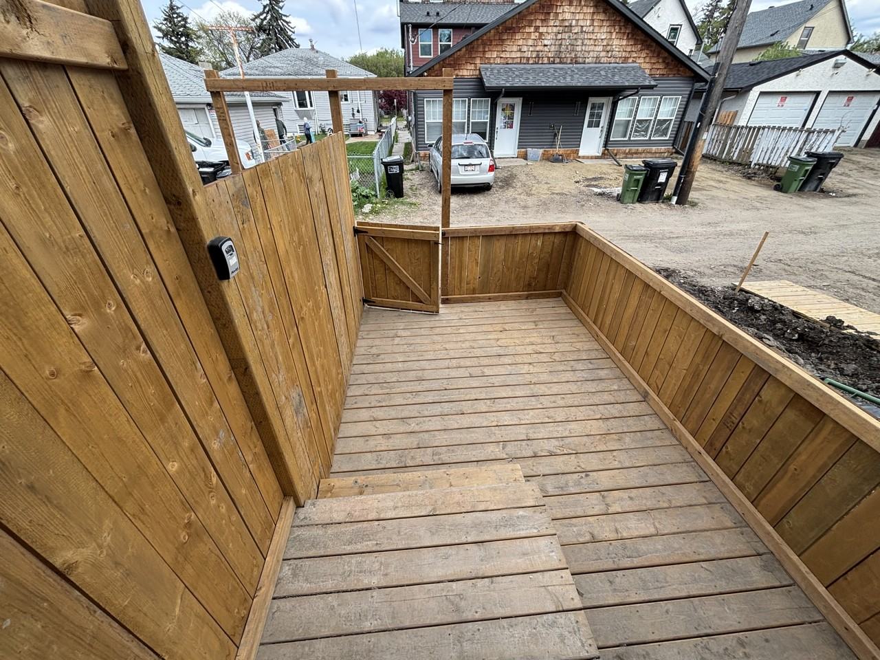 1 MONTH FREE – Modern 2 Bedroom, 1 Bathroom Basement Suite in NW Edmonton | SF216 - Photo 2 of 13