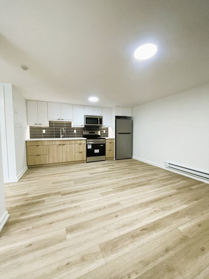 10 Hill Heights - Photo 3 of 11