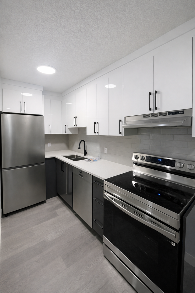 1 Bed | 1 Bath Brand New Basement Suite – Edmonton - Photo 3 of 7