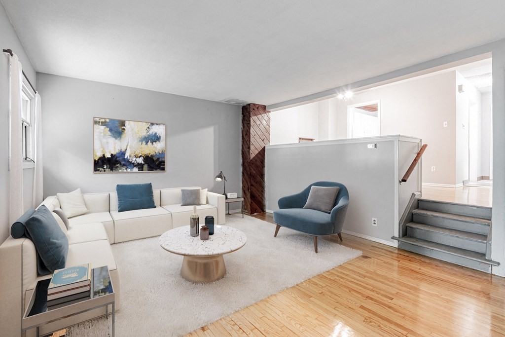 1100 Hilliard Street - Photo 5 of 15