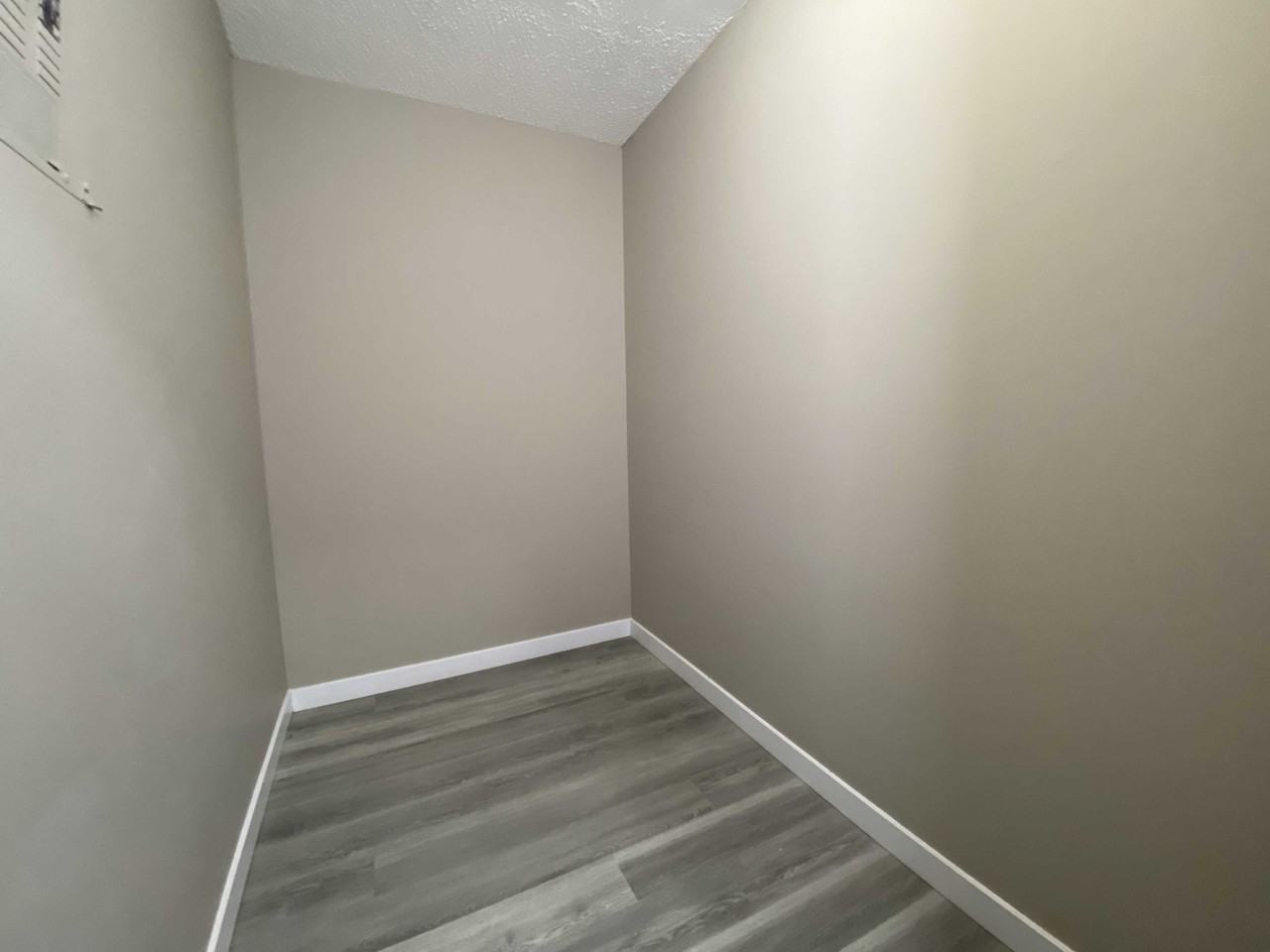 Fairhaven Apartments - Photo 5 of 7