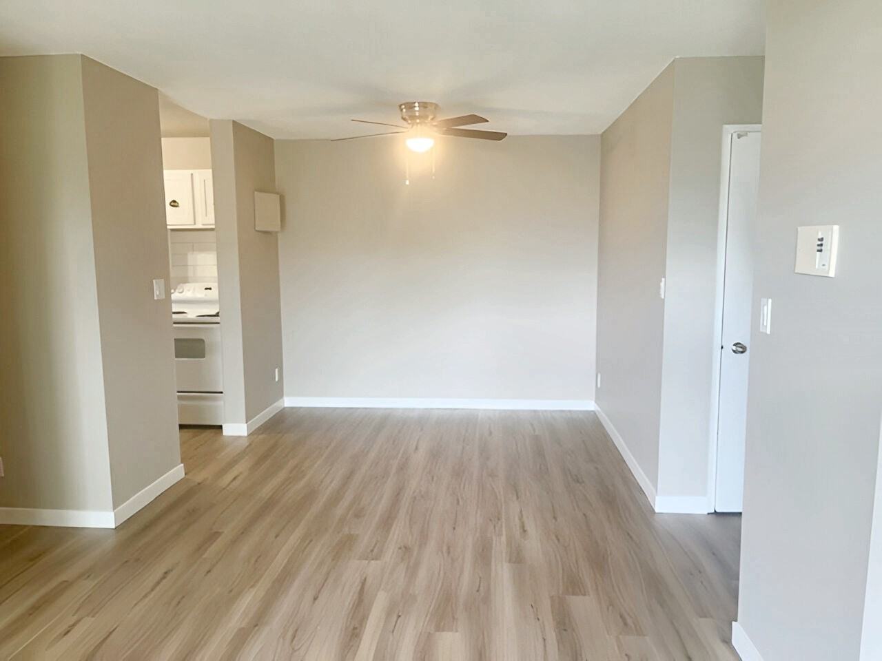 Hermitage Village Apartments - Photo 5 of 9