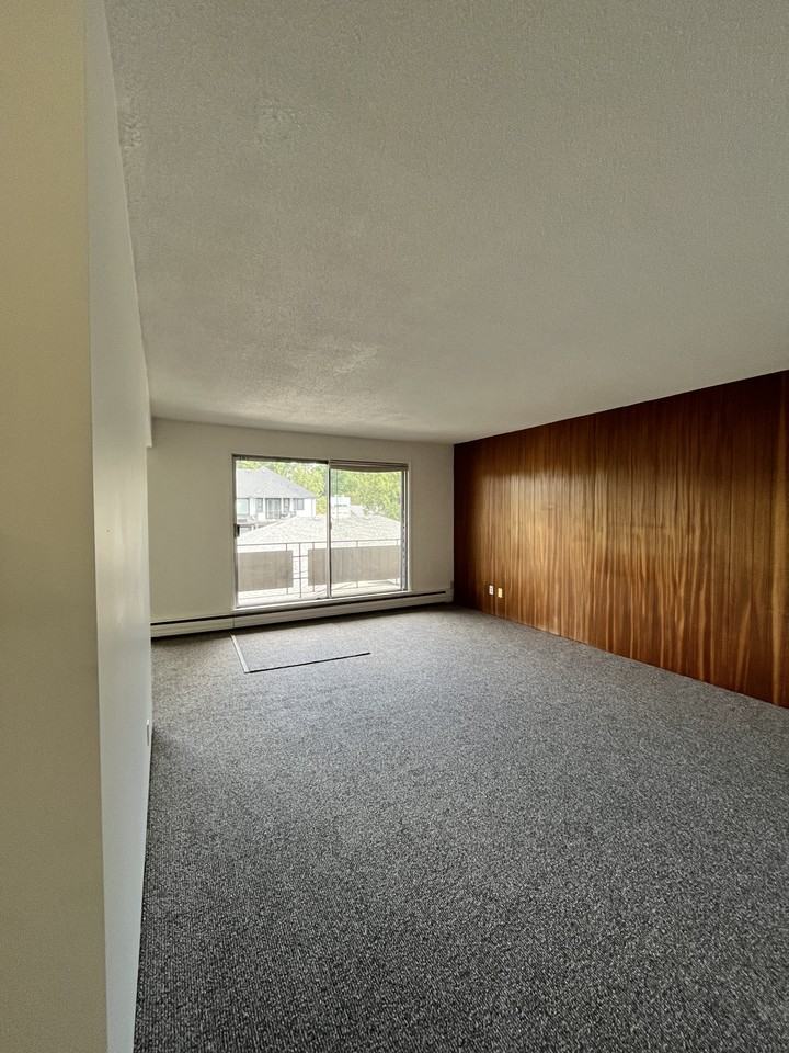 Irene Apartments - Photo 2 of 8