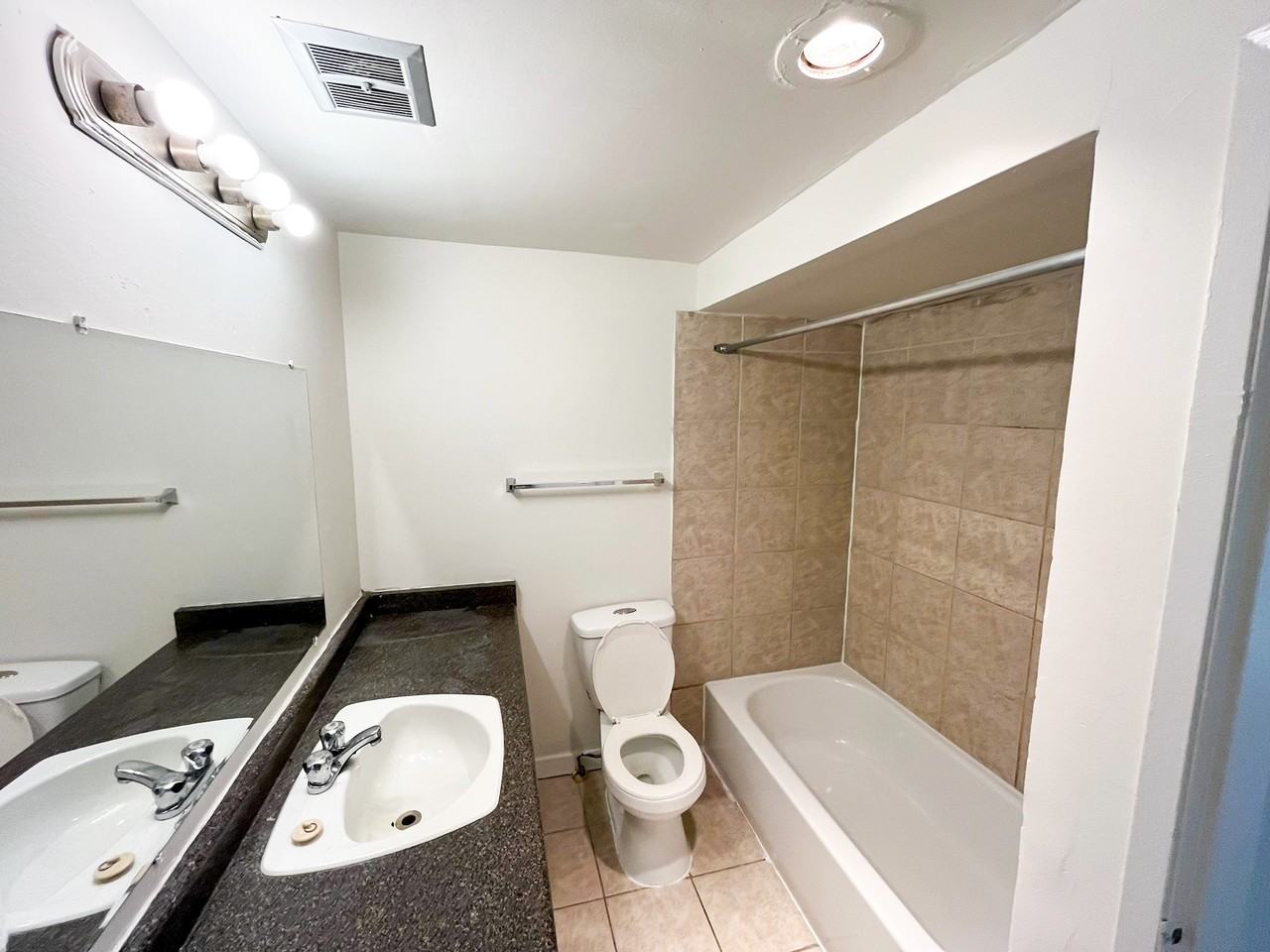 Gateway Place - Photo 6 of 21