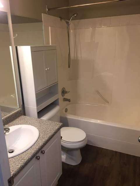 Nova Manor - Photo 6 of 8