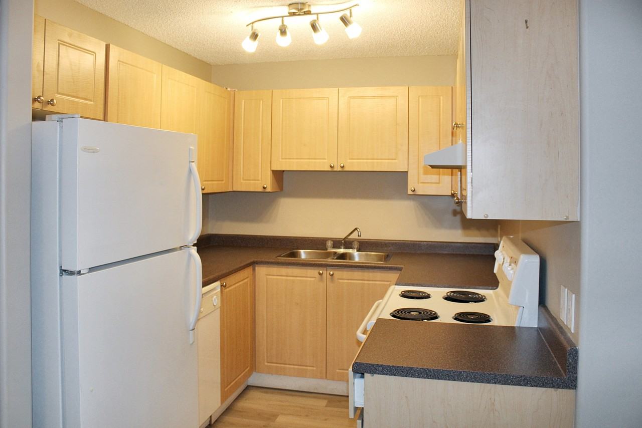 Etain Estates - Photo 2 of 10