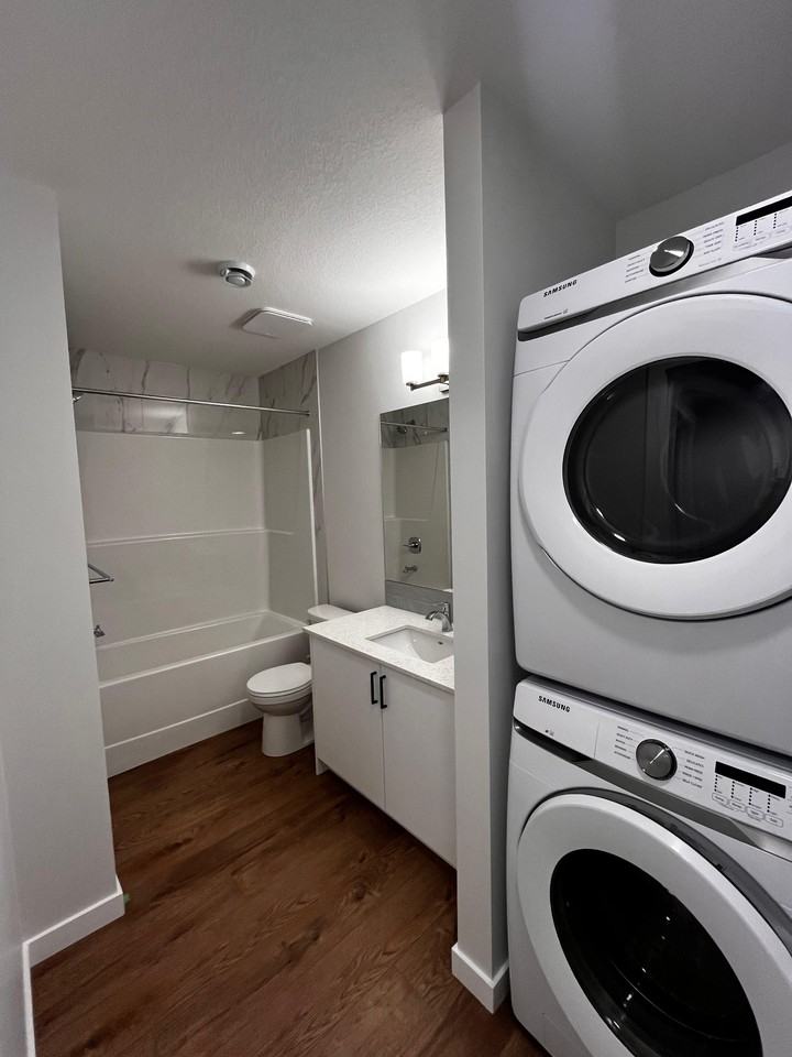 343 Magnolia Drive SE - Photo 5 of 5