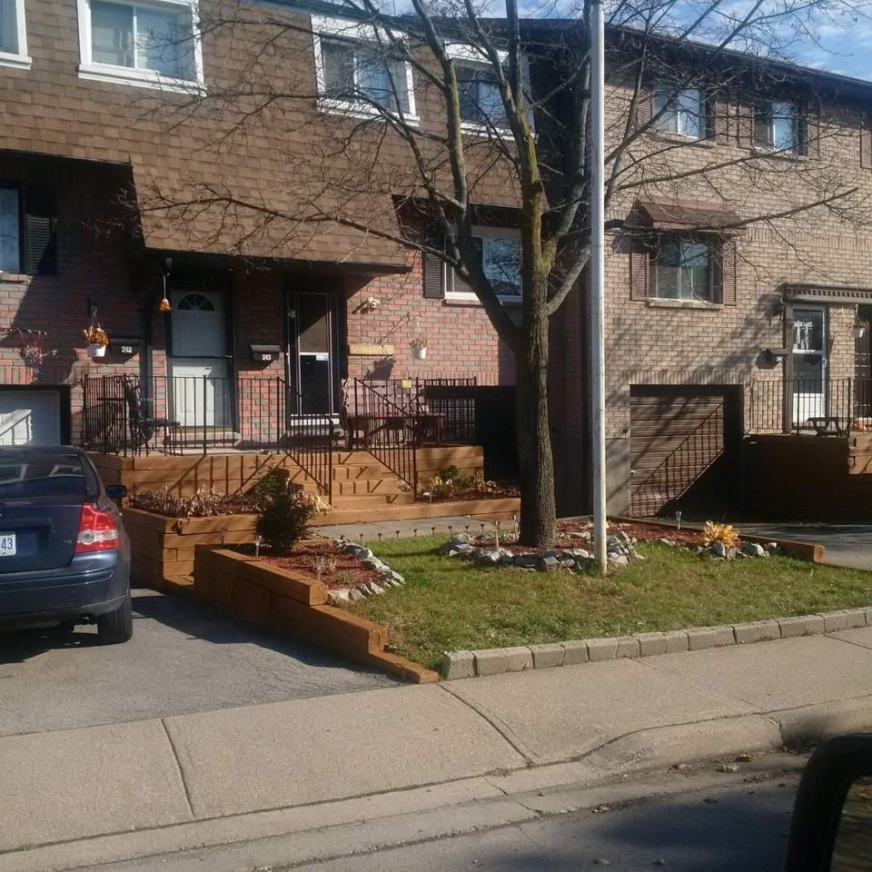 195 Denistoun Street - Photo 2 of 15