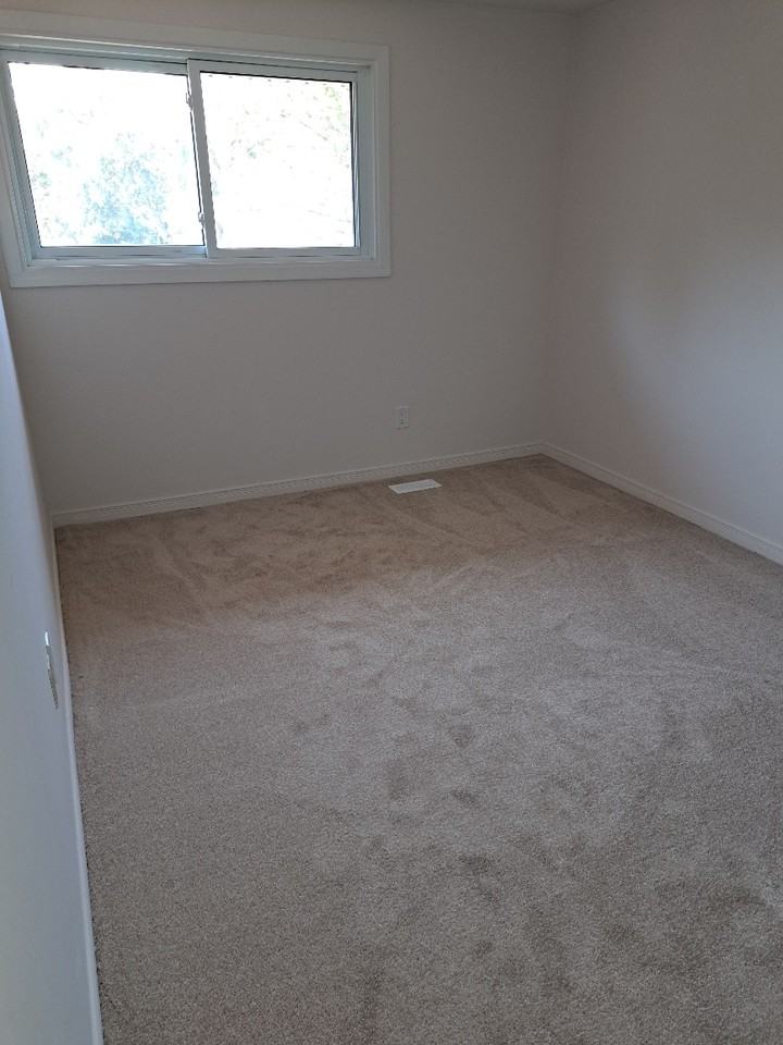 305 Briarhill - Photo 6 of 10