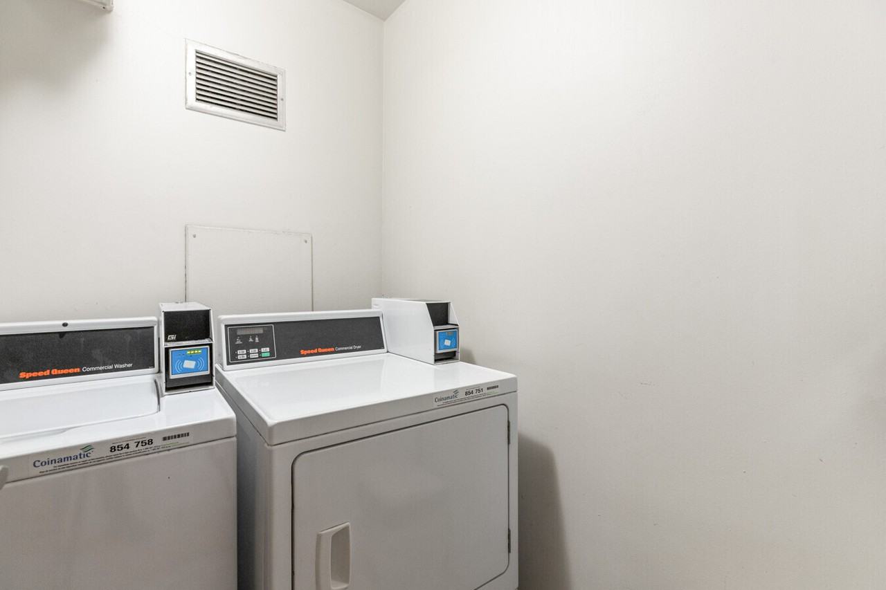 Concord Tower - Photo 6 of 17