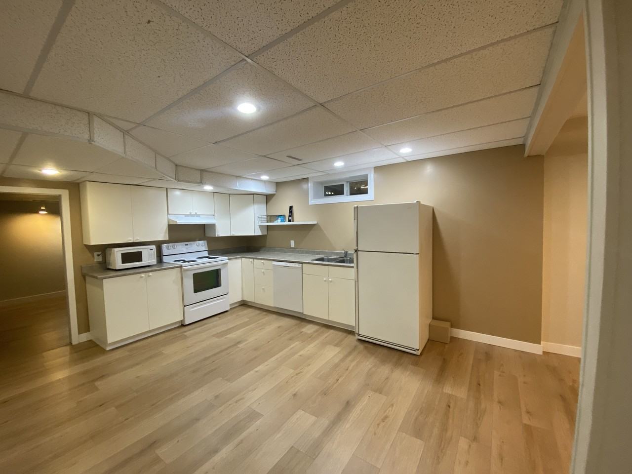 BSMT 40 Laurier Crescent - Photo 2 of 19