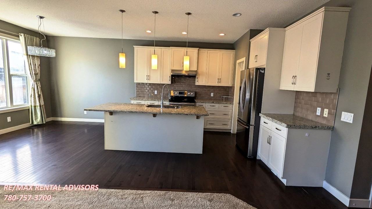 19 Cranberry Circle Southeast - Photo 3 of 24