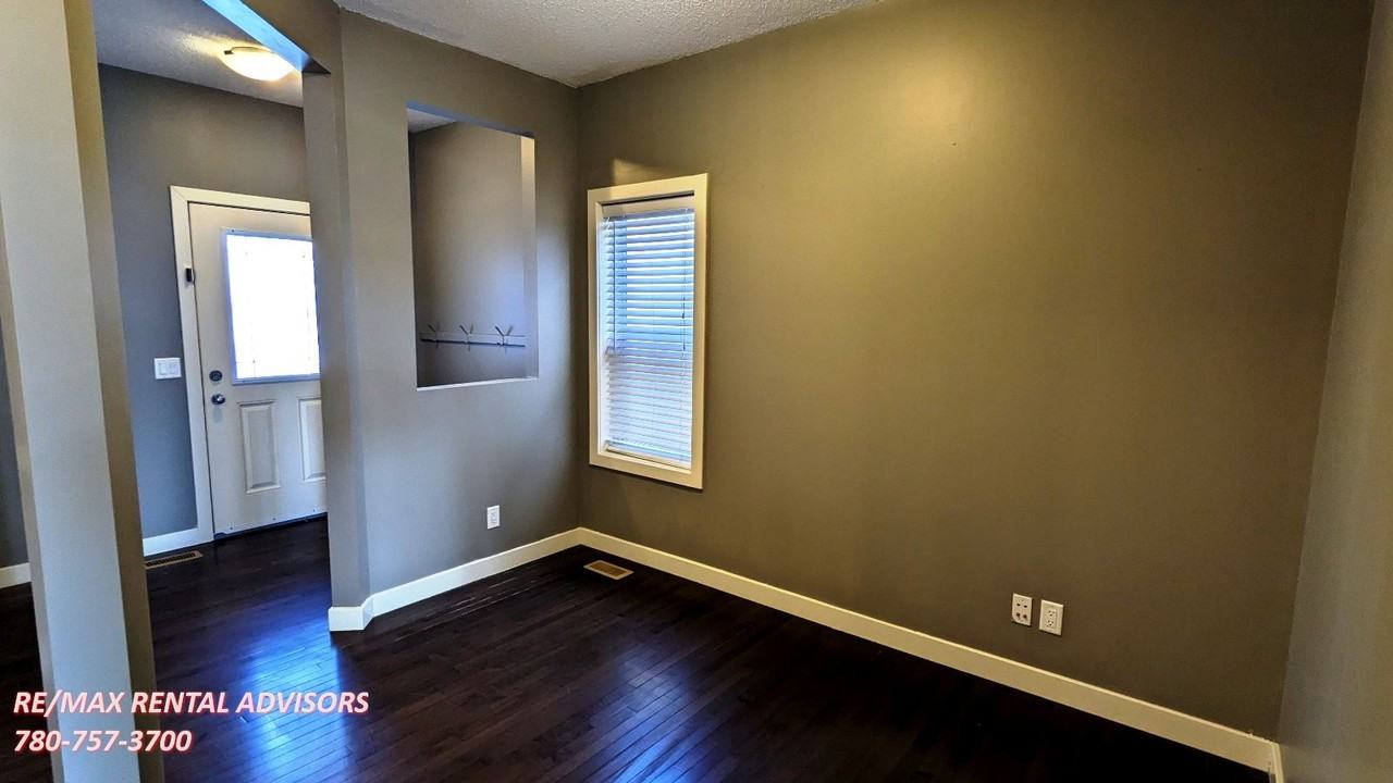 19 Cranberry Circle Southeast - Photo 4 of 24