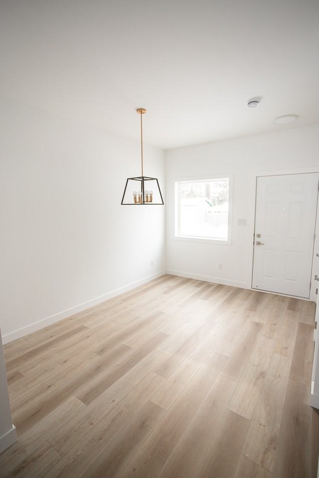 156 Perth Avenue - Photo 4 of 13