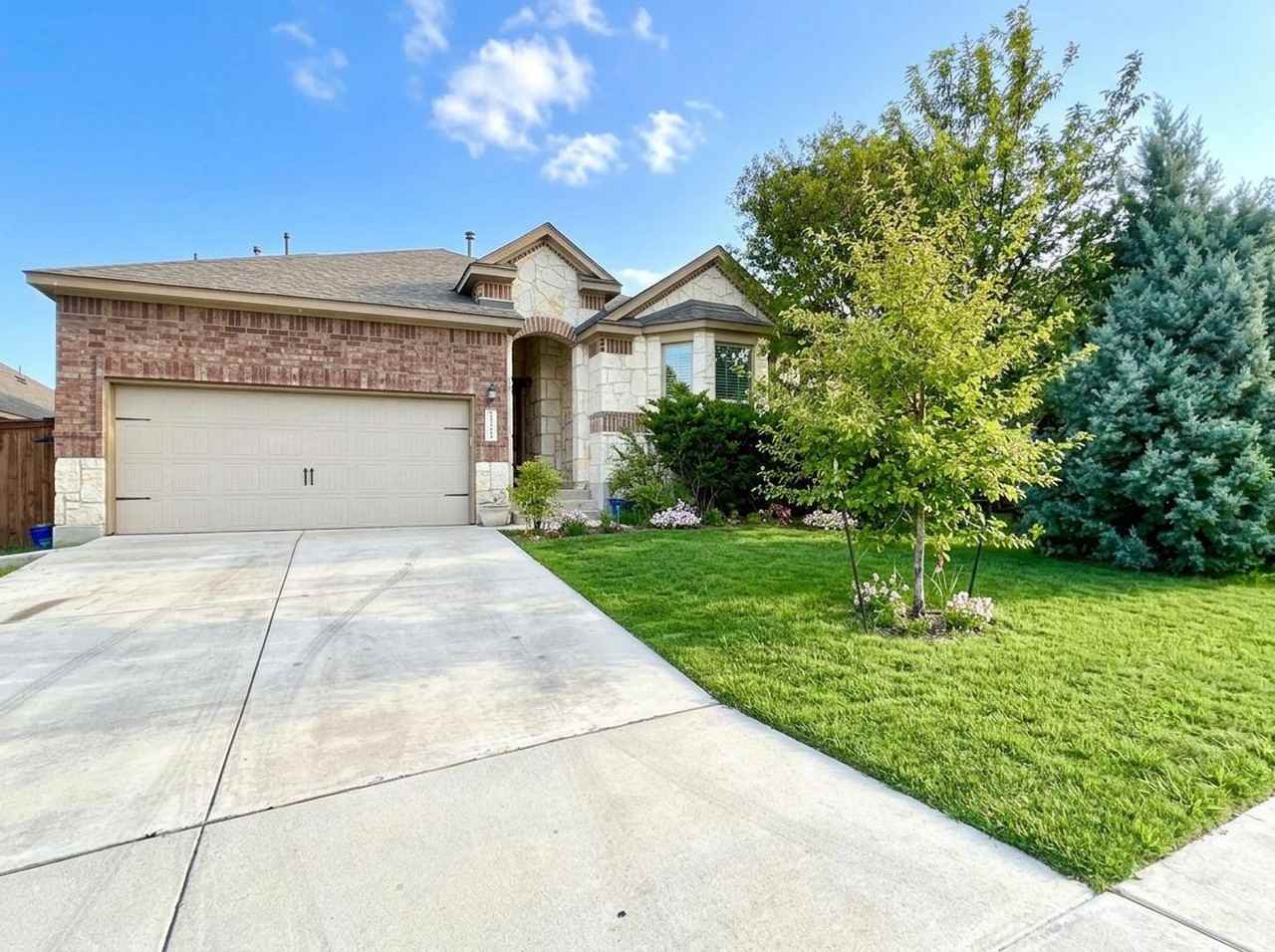 7715 William Bonney - Photo 2 of 40