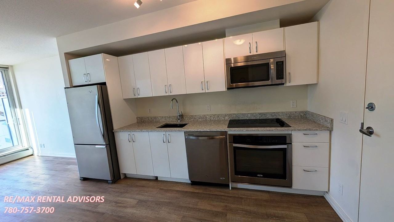 #1005 450 8 Avenue Southeast - Photo 2 of 24