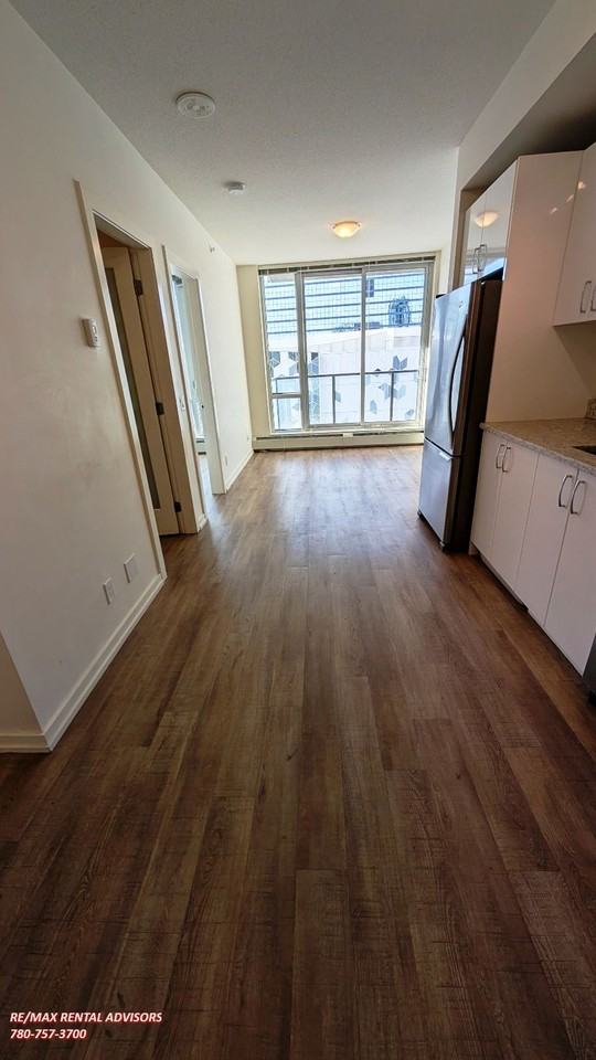 #1005 450 8 Avenue Southeast - Photo 4 of 24