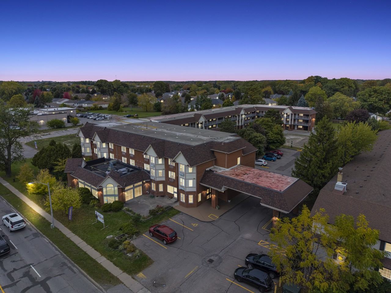 The Terrace on Lundy's - Photo 2 of 12
