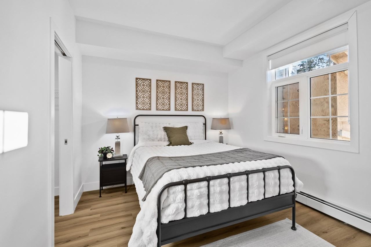 Esprit Living Apartments - Photo 3 of 38