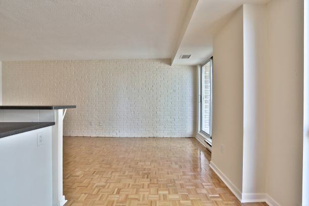 25 Wellesley Street East - Photo 5 of 41