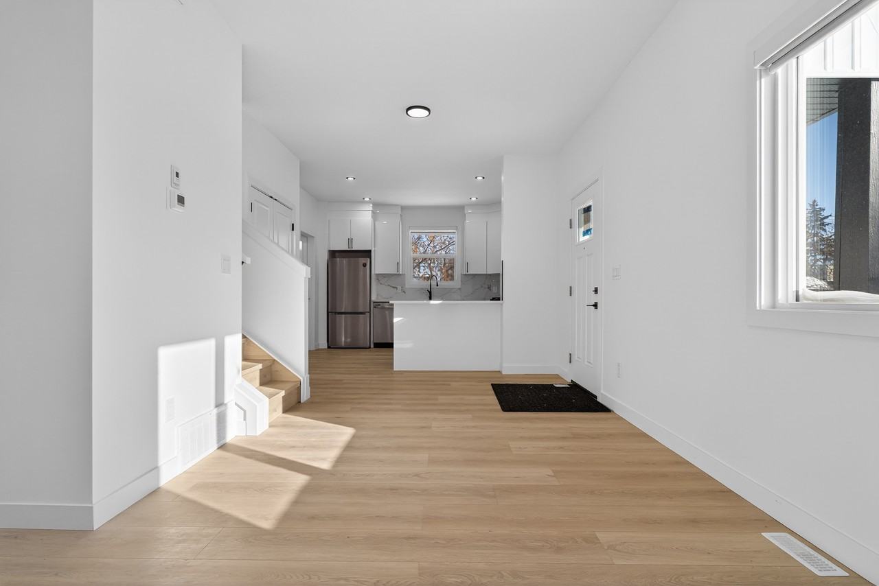 15906 106a Ave Nw - Photo 3 of 13