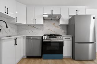 15906 106a Ave Nw - Photo 1 of 1