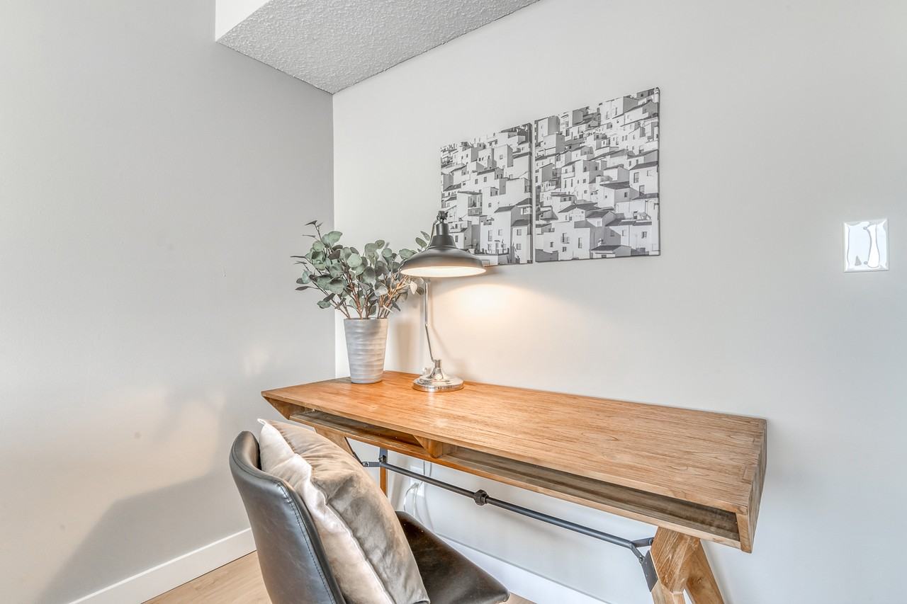 The Pinnacle - Photo 7 of 17