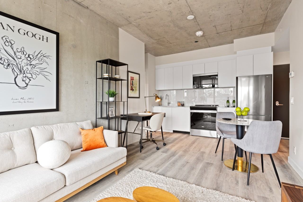 Gemini Tower Centrepointe - Photo 5 of 50