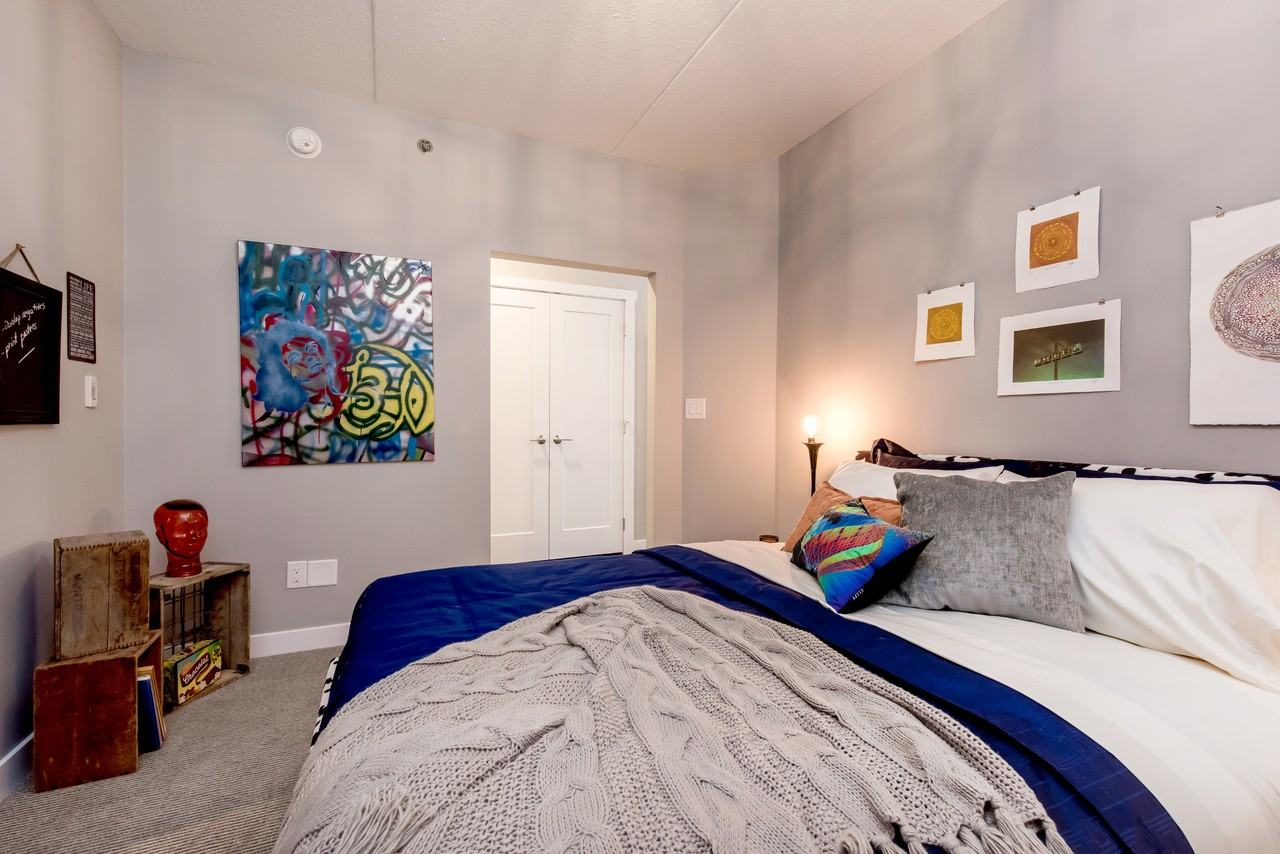 Shangri-La on 4th - Photo 3 of 9