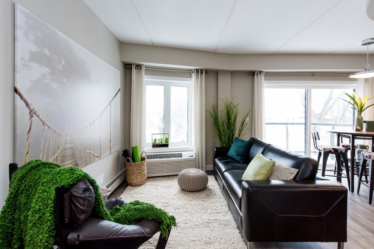 Shangri-La on 4th - Photo 4 of 9