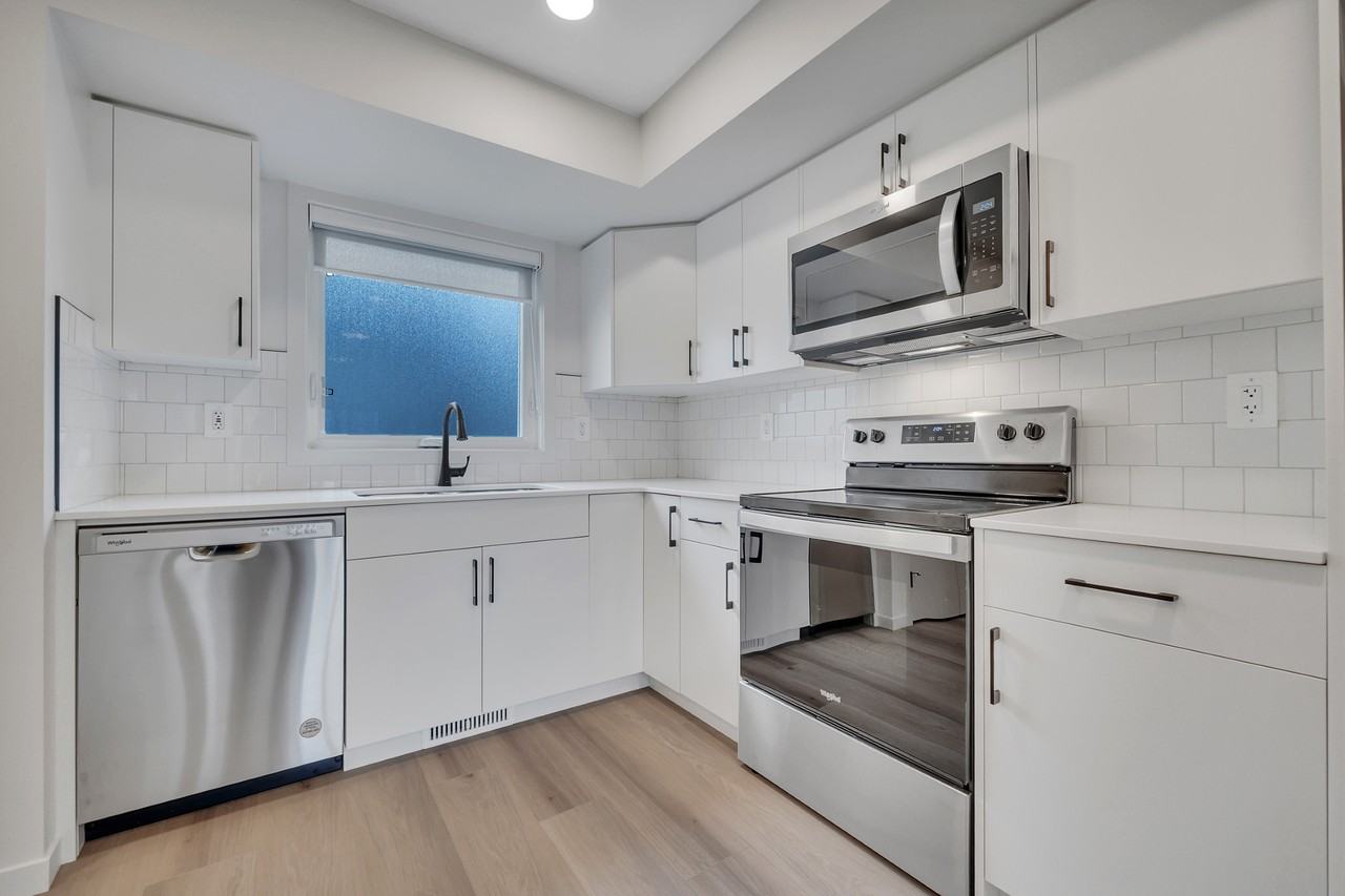 8128-G 227 Street NW - Photo 2 of 19