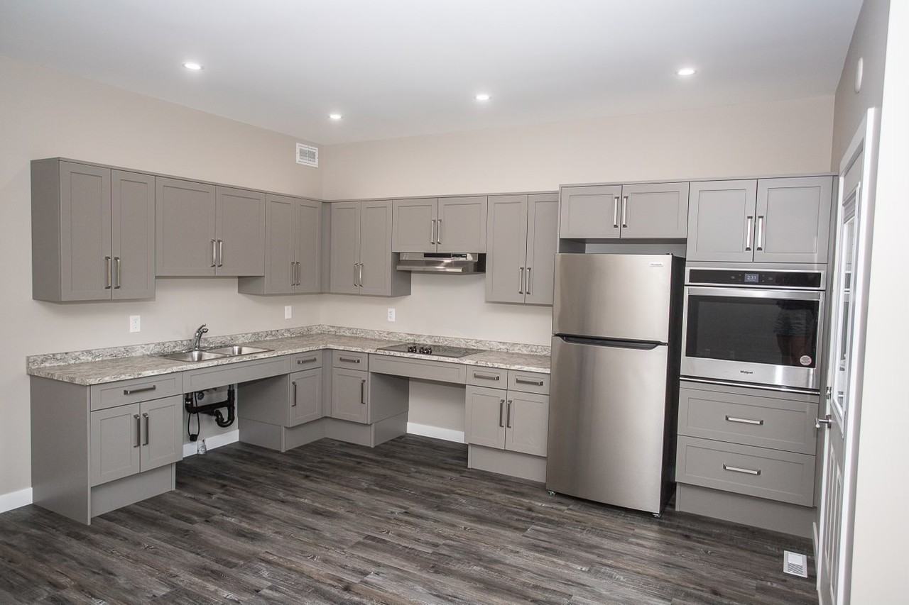 20 Railway St - Photo 4 of 13