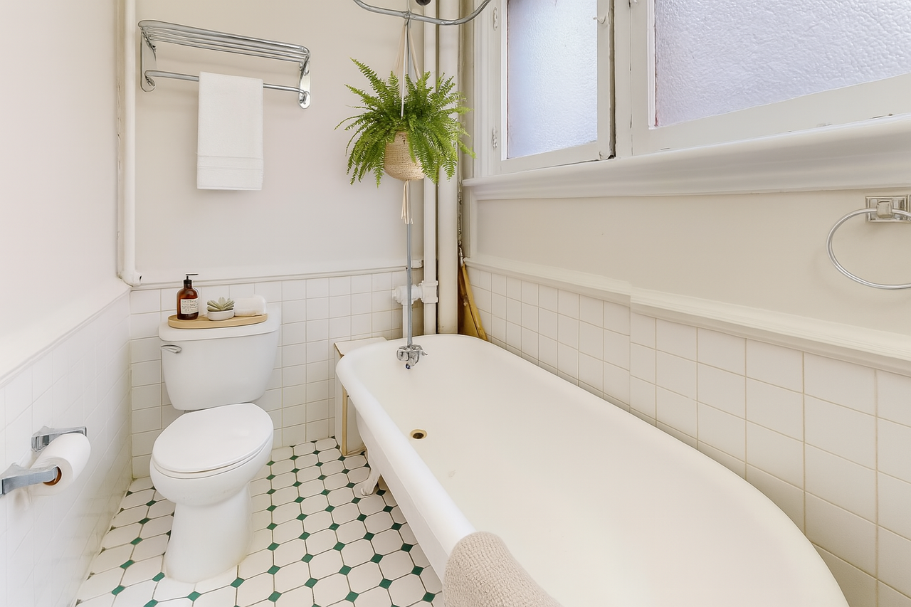 Elgin Street Apartments - Photo 5 of 35