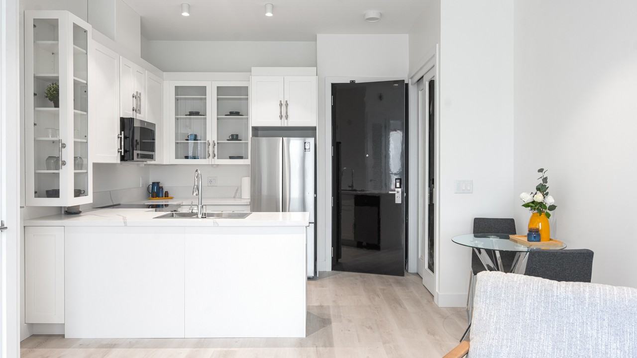 Bridgwater Suites - Photo 2 of 7