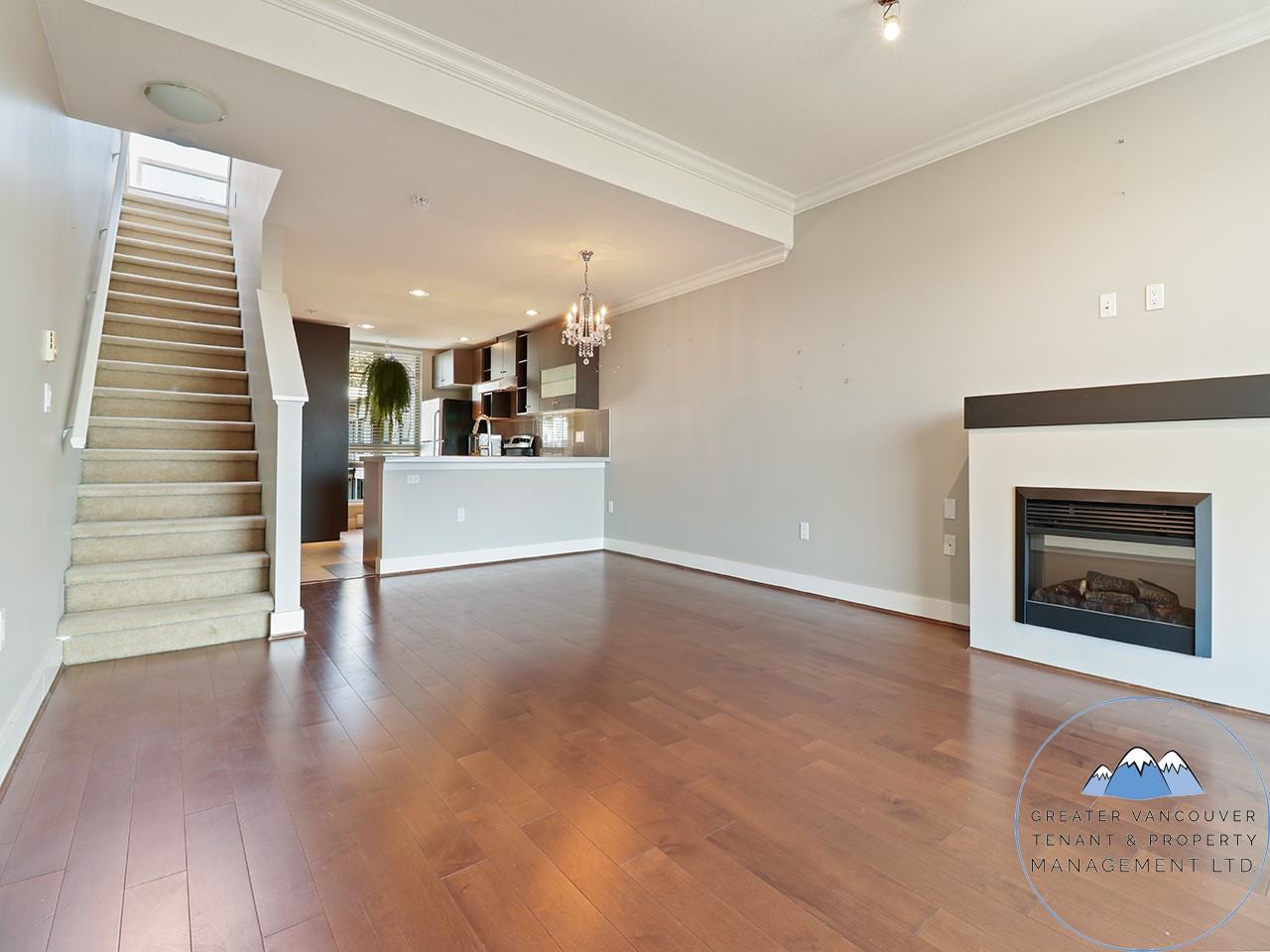 728 14th St W - Photo 4 of 28