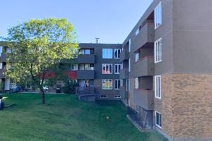 featured image of 476 Ross Haven Dr