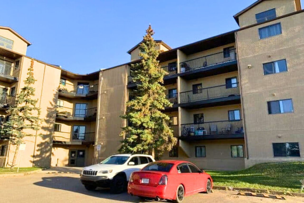 Rosedale Court Apartments - 109 Stroud Bay Wood Buffalo AB | Zumper