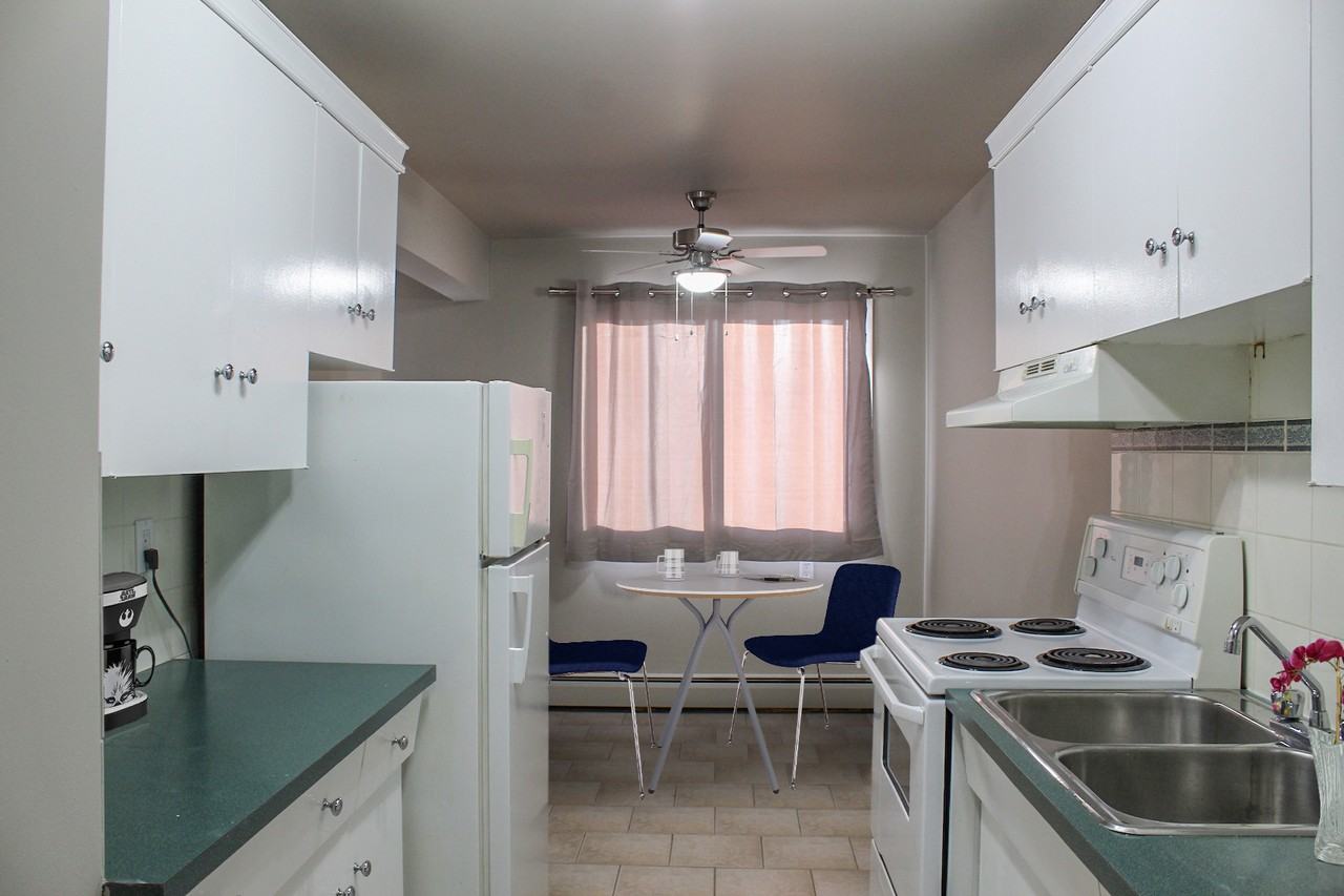 Granville Place - Photo 4 of 10